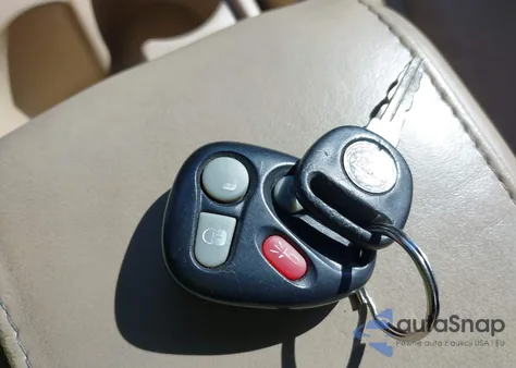 2006 Cadillac Cts Standard from USA, damaged, VIN 1G6DM57T760191110